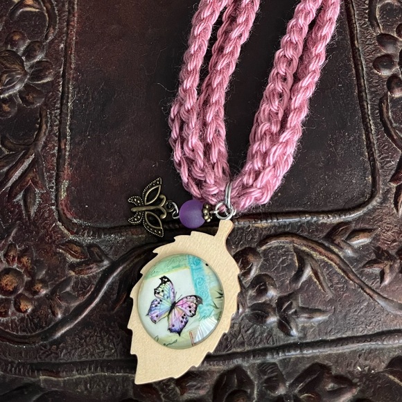 Handmade Crochet Butterfly Pendant Necklace Cottagecore - Picture 7 of 13